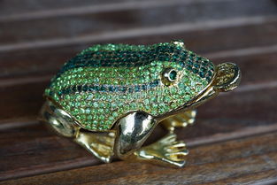 青蛙绿色运气数字动物石头宝石黄金表木图片素材 免费下载 1素材大全 高清 ...